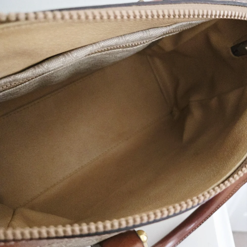 Celine Tan and Brown Monogram Bag - Picture 15 of 16